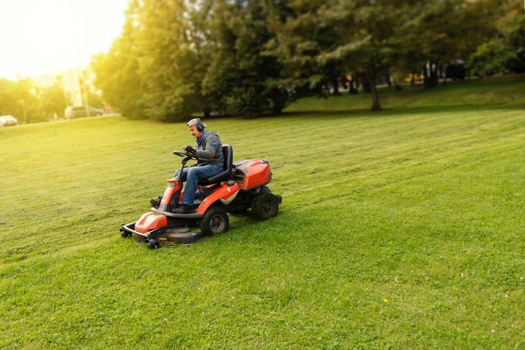 residential lawn service in Chesapeake